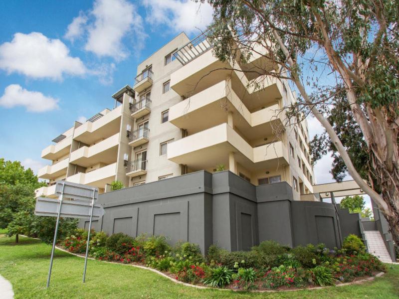 Qbn Cracker: 2Br, 2Ba, 2 Secure B/ Ment Car Parks Appartement Queanbeyan Buitenkant foto